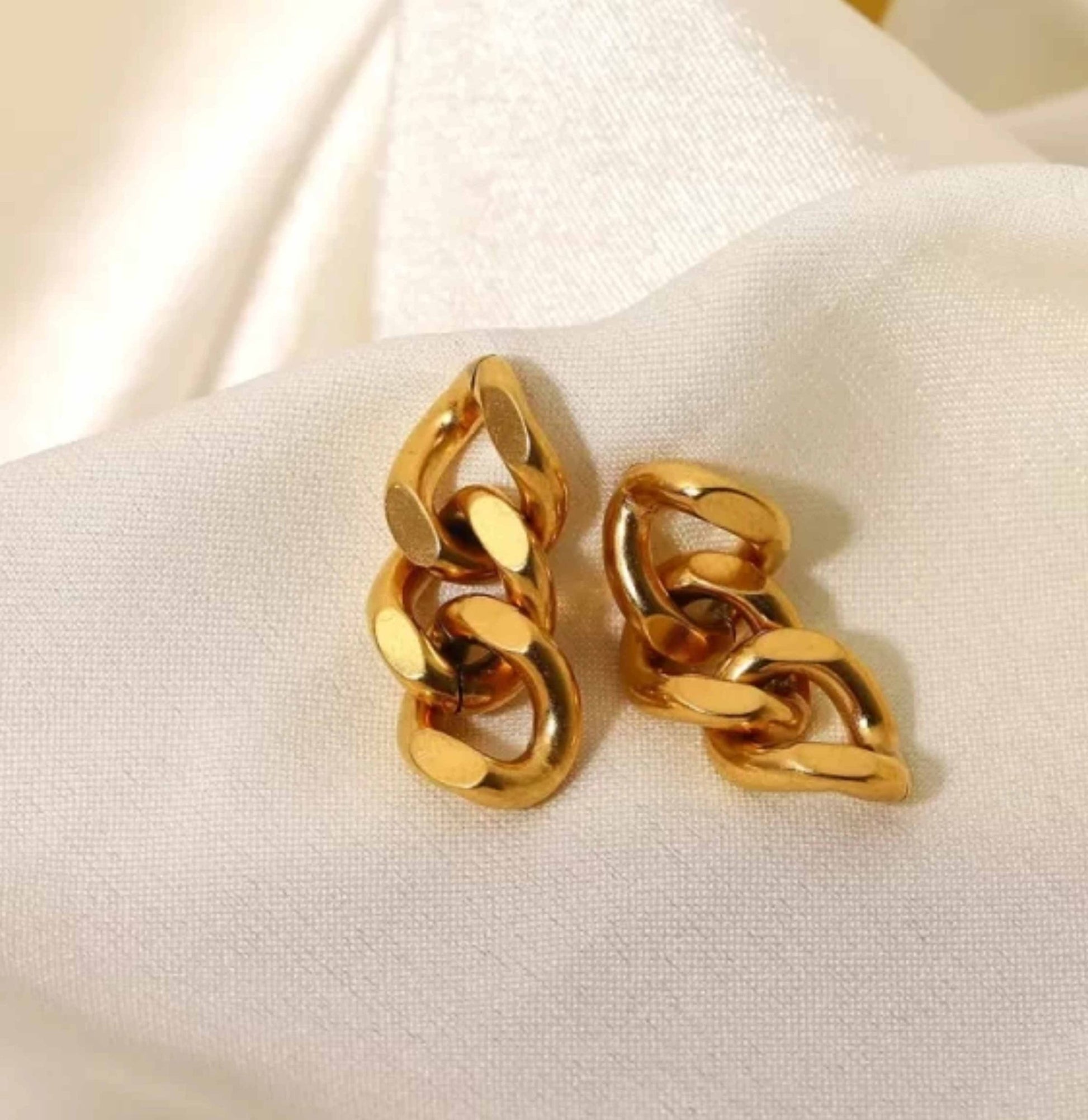 Cuban link drop earrings - Ribbon of summer