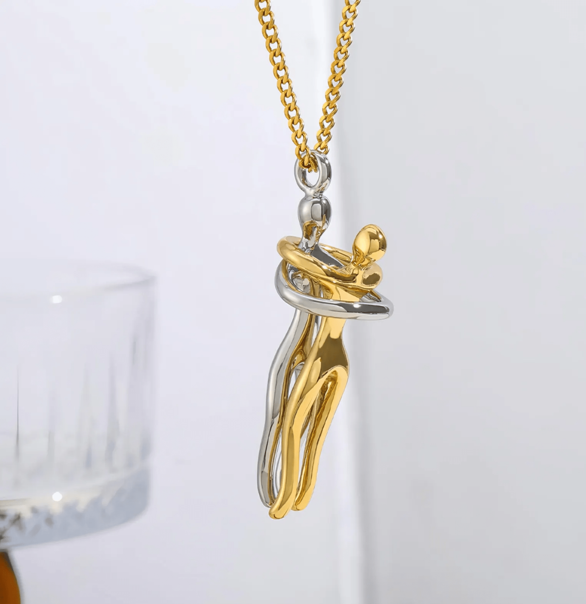 Forever Hug Necklace - Ribbon of summer