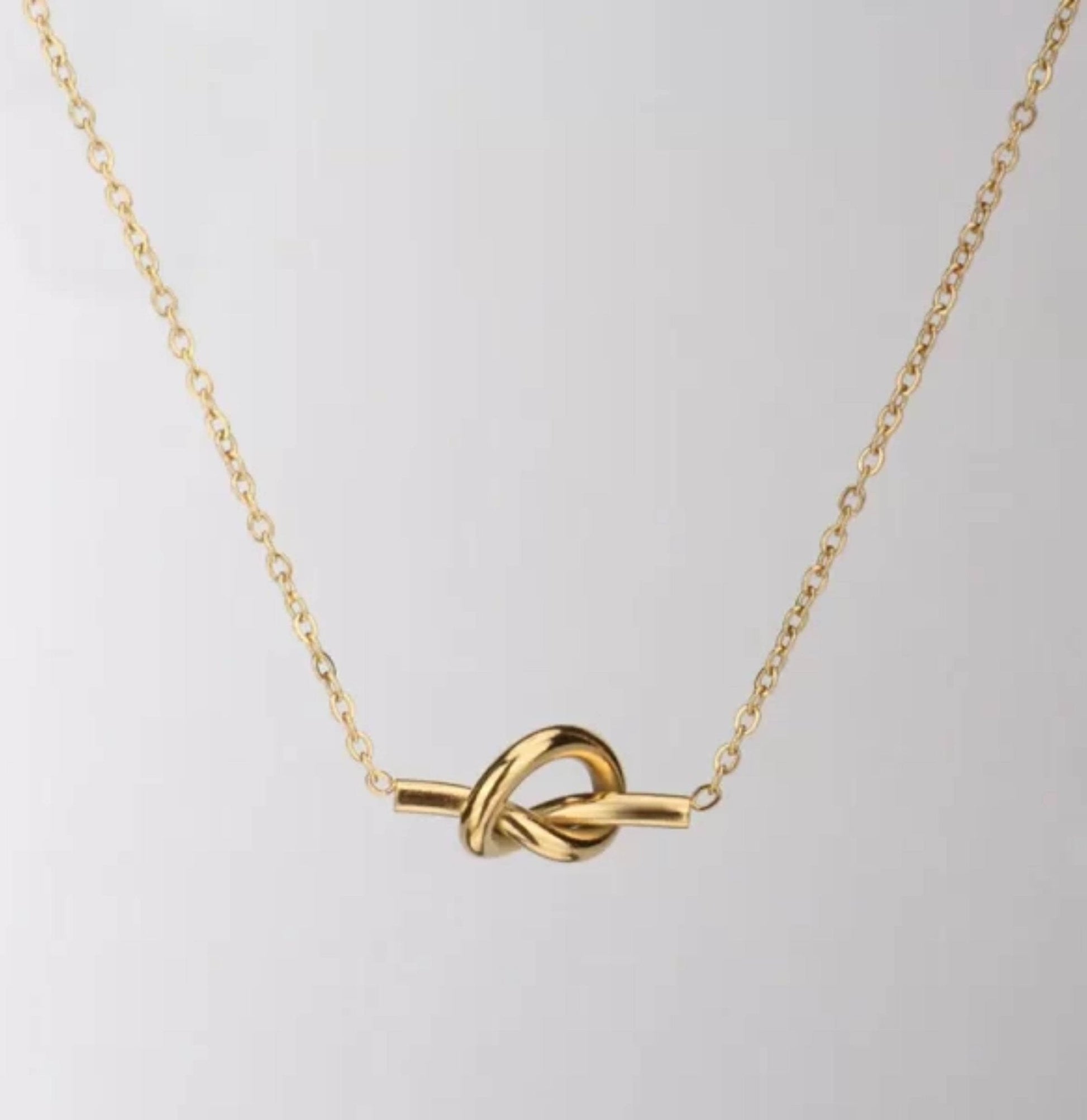 Heart knot dainty necklace - Ribbon of summer